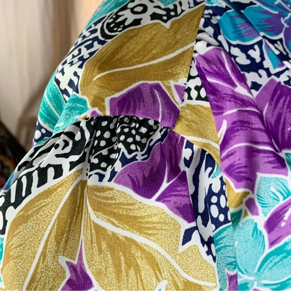 80s Tropical Blouse - Picture 8 of 9